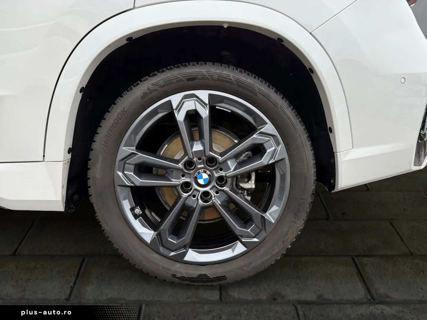 BMW X1 20d xDr MSp Massage H&K HUD Panoramic