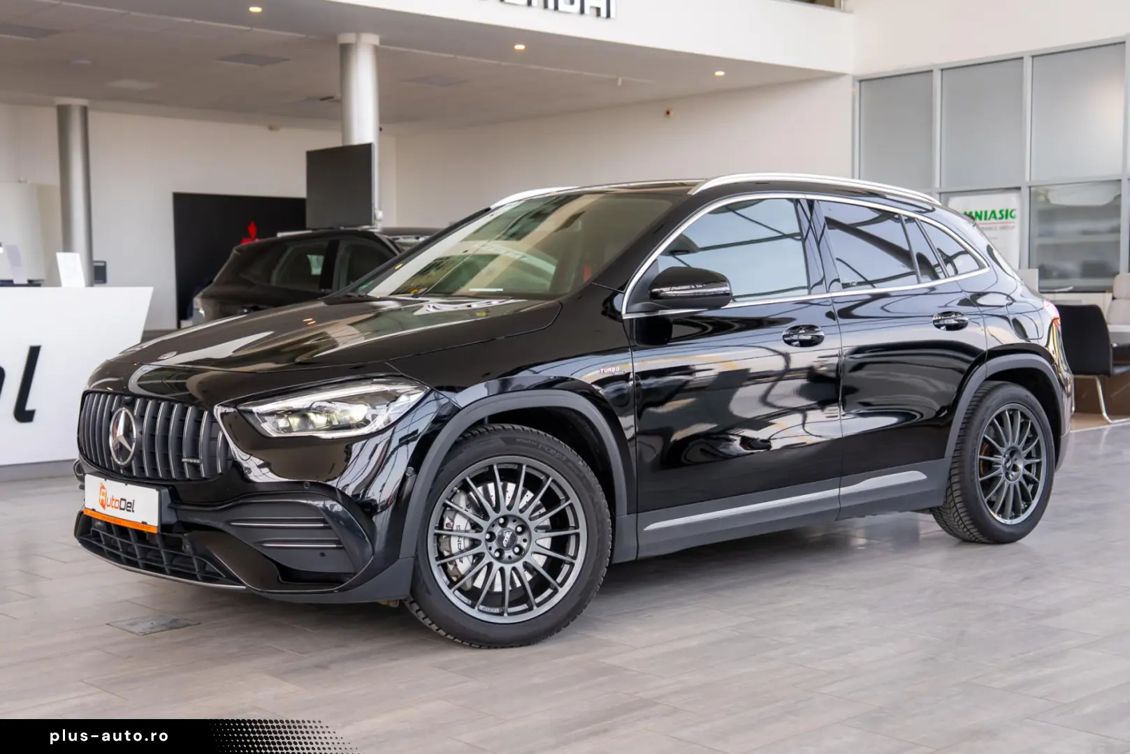 Mercedes-Benz GLA GLA35 AMG 4MATIC