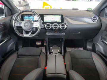 Mercedes-Benz GLA GLA35 AMG 4MATIC