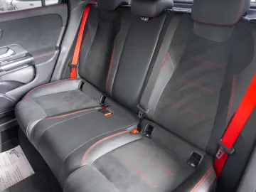 Mercedes-Benz GLA GLA35 AMG 4MATIC