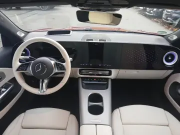 Mercedes-Benz CLA 250EQ PROGRESSIVE HUD MULTIB KEYL MEM BURM