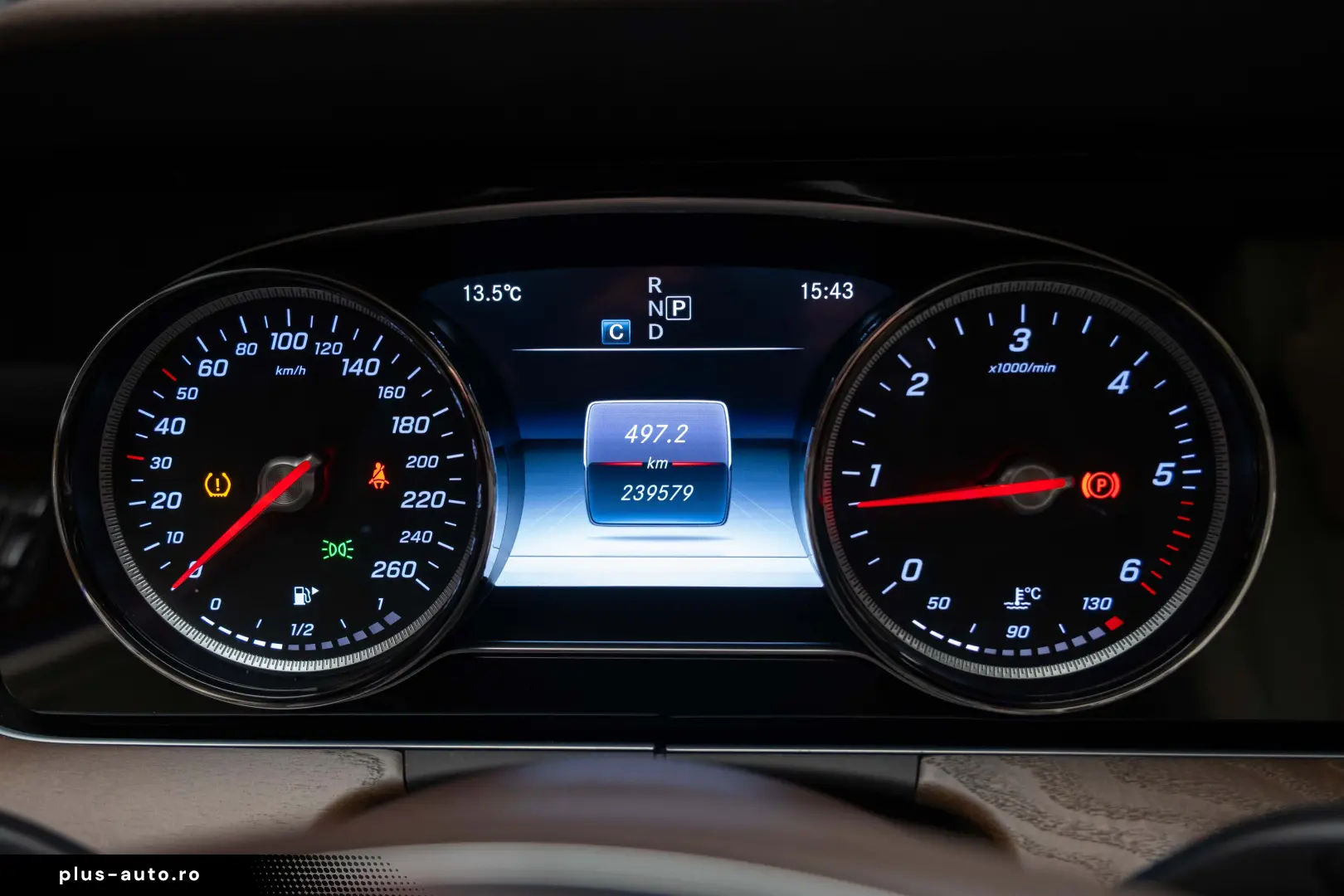 Mercedes Benz E 220D 4m