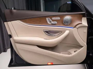 Mercedes Benz E 220D 4m