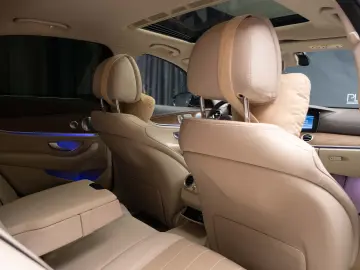 Mercedes Benz E 220D 4m