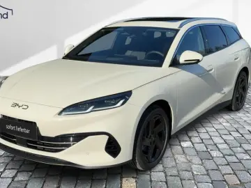 BYD SEAL 6 DM-i PHEV Touring Comfort