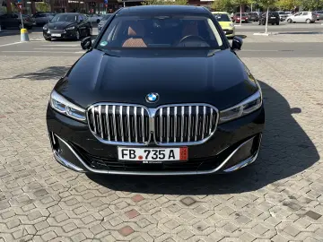 BMW 745