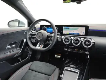 Mercedes-Benz CLA 35 AMG 4-Matic  Alu 19 Zoll Navi LED