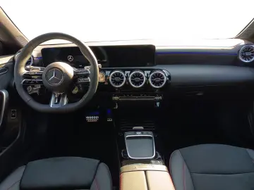 Mercedes-Benz CLA 35 AMG 4-Matic  Alu 19 Zoll Navi LED