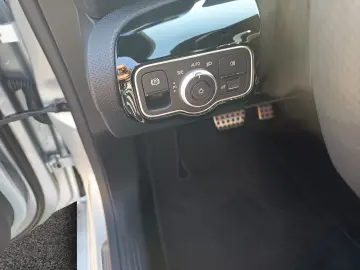 Mercedes-Benz CLA 35 AMG 4-Matic  Alu 19 Zoll Navi LED