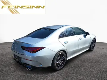 Mercedes-Benz CLA 35 AMG 4-Matic  Alu 19 Zoll Navi LED