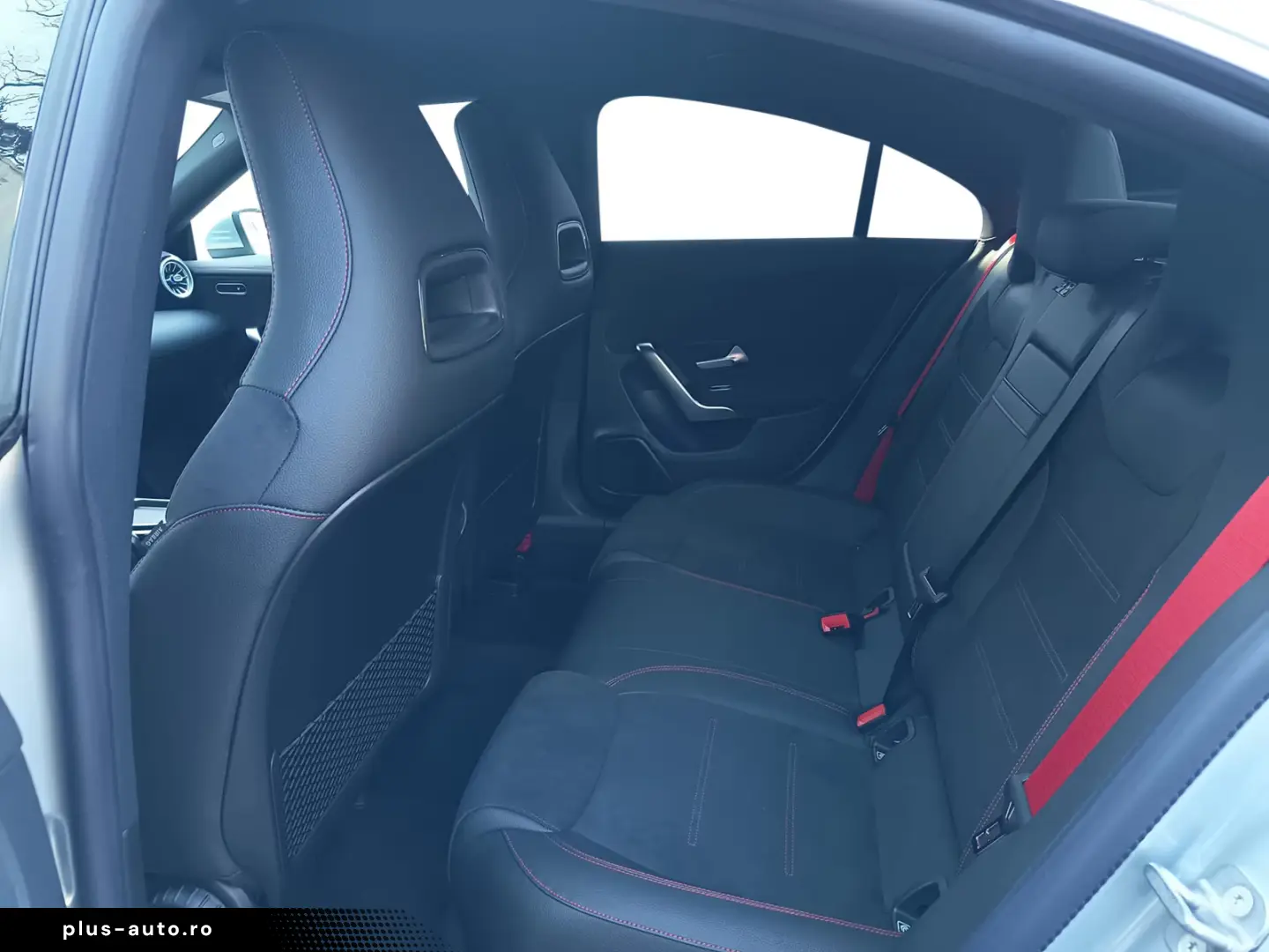 Mercedes-Benz CLA 35 AMG 4-Matic  Alu 19 Zoll Navi LED