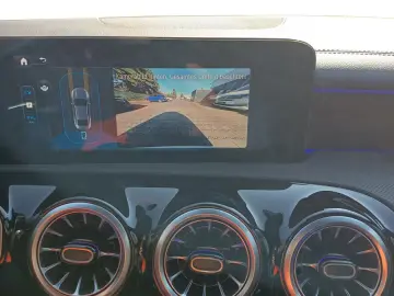 Mercedes-Benz CLA 35 AMG 4-Matic  Alu 19 Zoll Navi LED