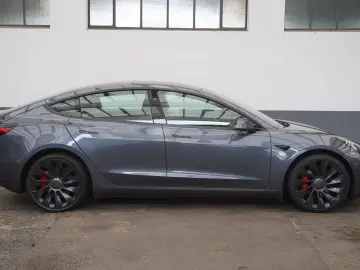 TESLA Model 3 Performance  Mwst. ausweisbar HU neu