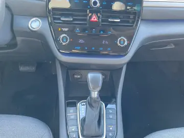 HYUNDAI IONIQ 1.6 GDi Plug-in-Hybrid