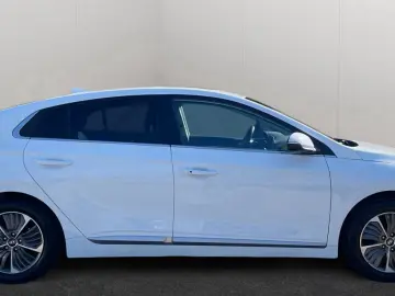 HYUNDAI IONIQ 1.6 GDi Plug-in-Hybrid