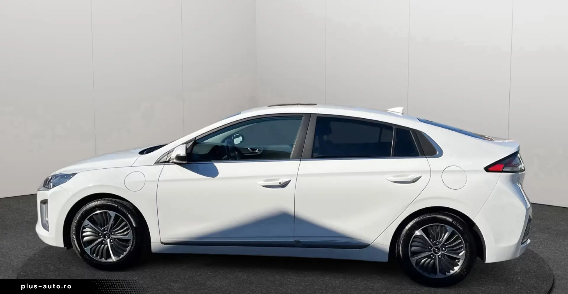 HYUNDAI IONIQ 1.6 GDi Plug-in-Hybrid