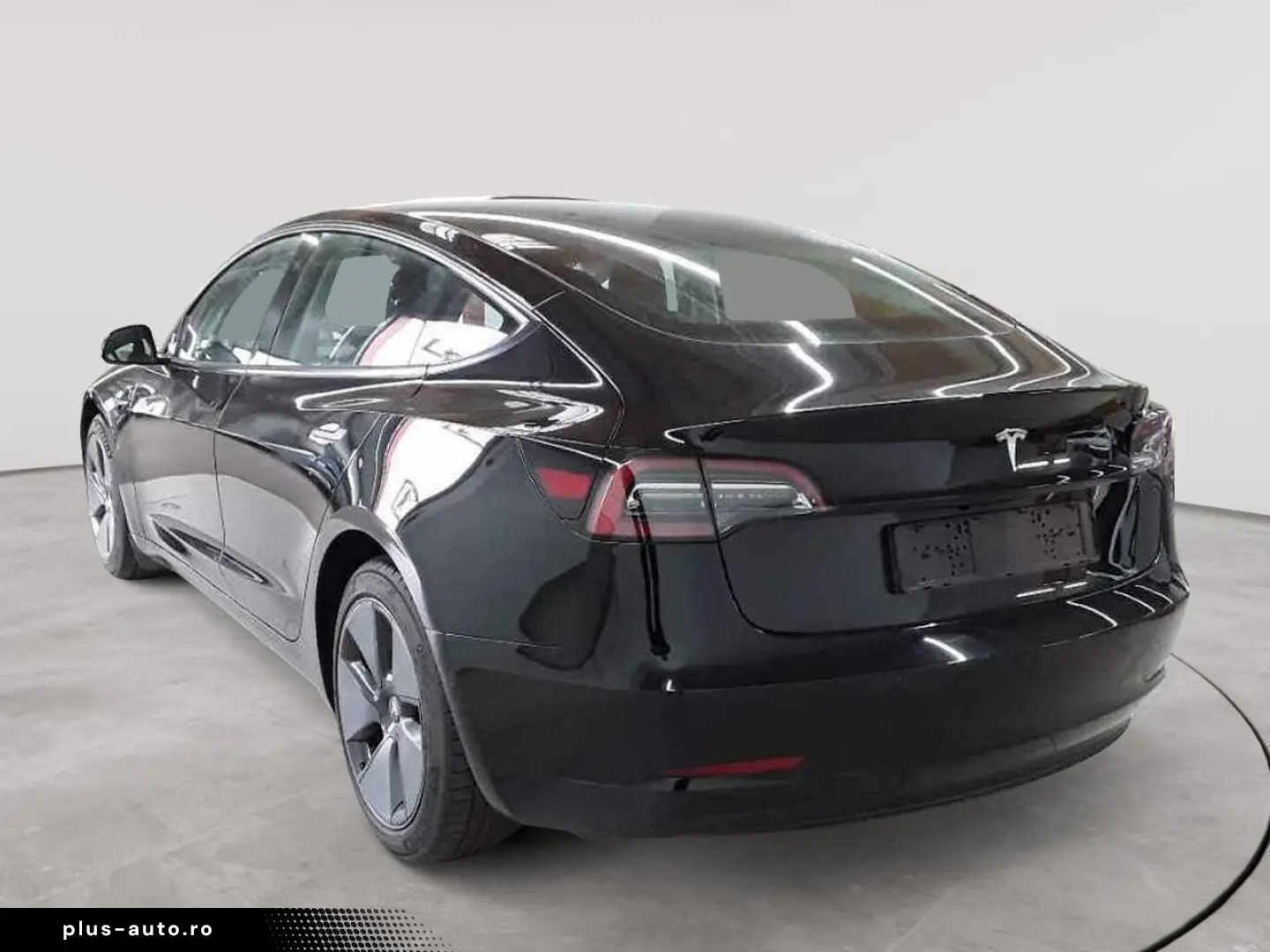 TESLA Model 3 Standard Reichweite Plus