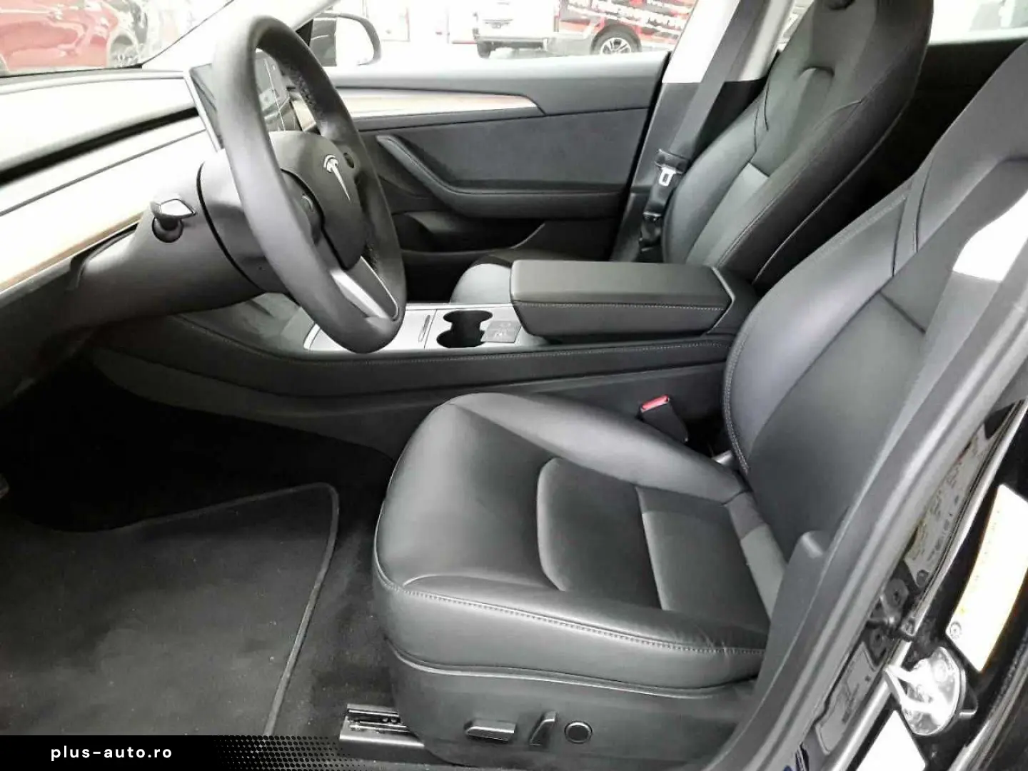 TESLA Model 3 Standard Reichweite Plus