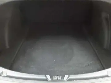 TESLA Model 3 Standard Reichweite Plus