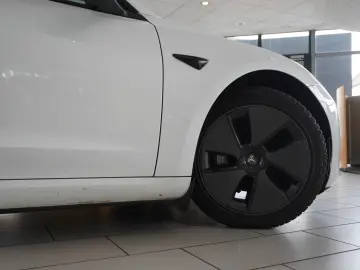 TESLA Model 3 LONGRANGE DUAL-MOTOR NAVI KAMERA PANO SH