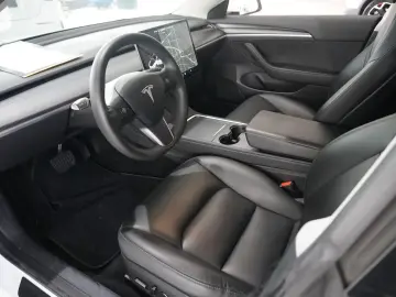 TESLA Model 3 LONGRANGE DUAL-MOTOR NAVI KAMERA PANO SH