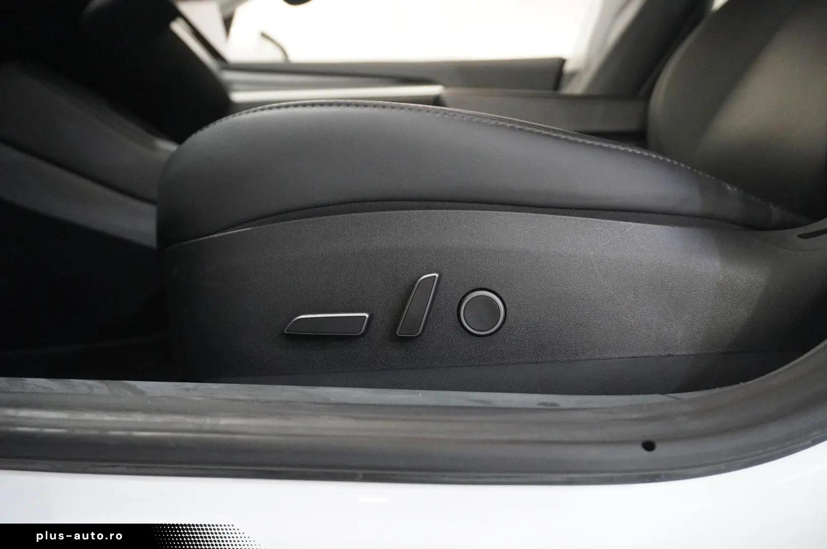 TESLA Model 3 LONGRANGE DUAL-MOTOR NAVI KAMERA PANO SH