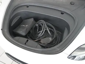 TESLA Model 3 LONGRANGE DUAL-MOTOR NAVI KAMERA PANO SH