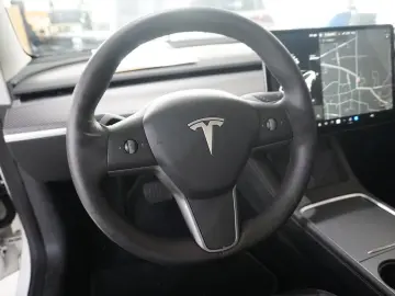 TESLA Model 3 LONGRANGE DUAL-MOTOR NAVI KAMERA PANO SH