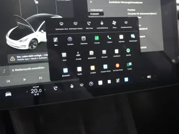 TESLA Model 3 LONGRANGE DUAL-MOTOR NAVI KAMERA PANO SH