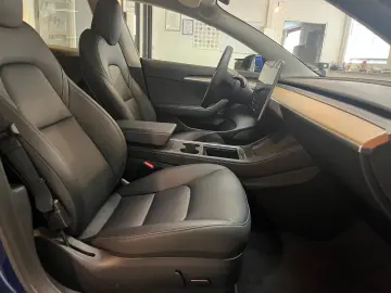 TESLA Model 3 ohne Nachlackierung  kaufe auch Tesla an