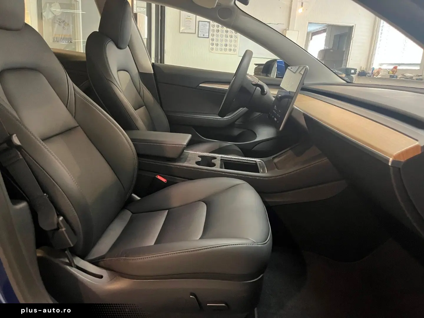 TESLA Model 3 ohne Nachlackierung  kaufe auch Tesla an