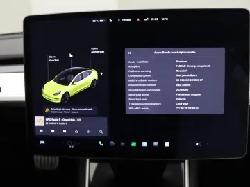 TESLA Model 3 Performance AWD 486pk 75 kWh [ Weiß LEDE
