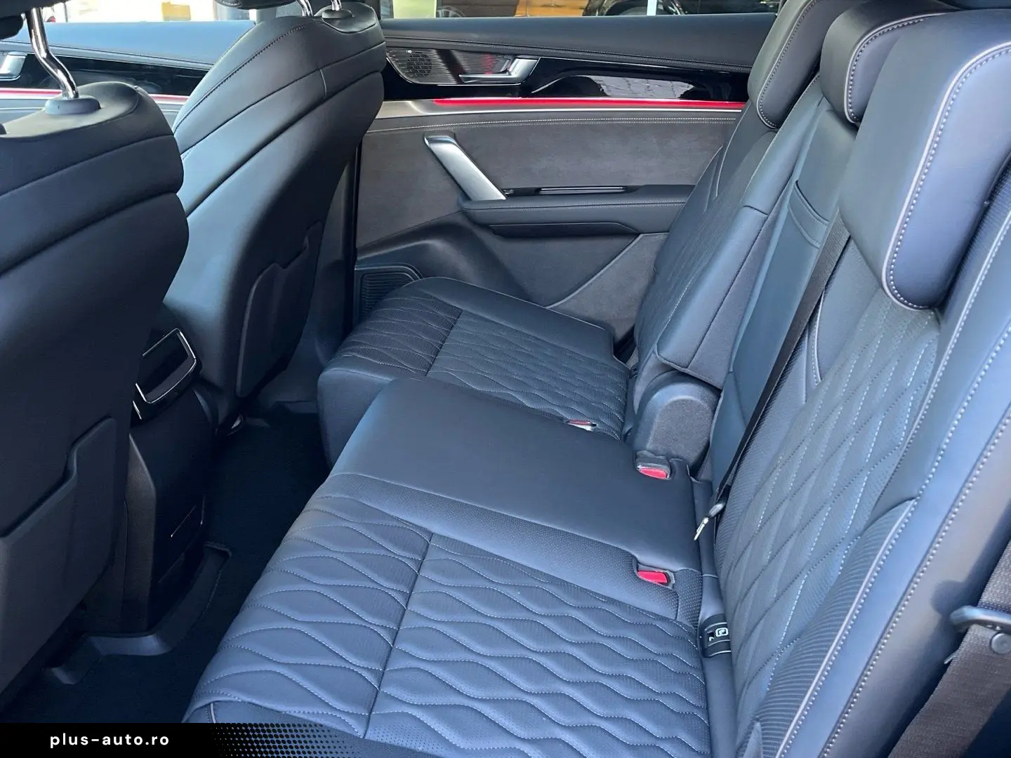 BYD TANG EV AWD 7-Seat Panorama Ambient FACELIFT