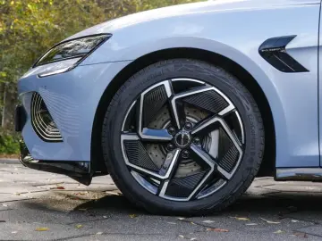 BYD SEAL EXCELLENCE AWD  LED PANO SHZ Climate HOOD