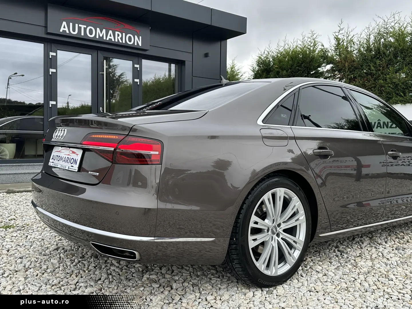 AUDI A8