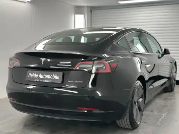TESLA Model 3 Long Range Dual AWD