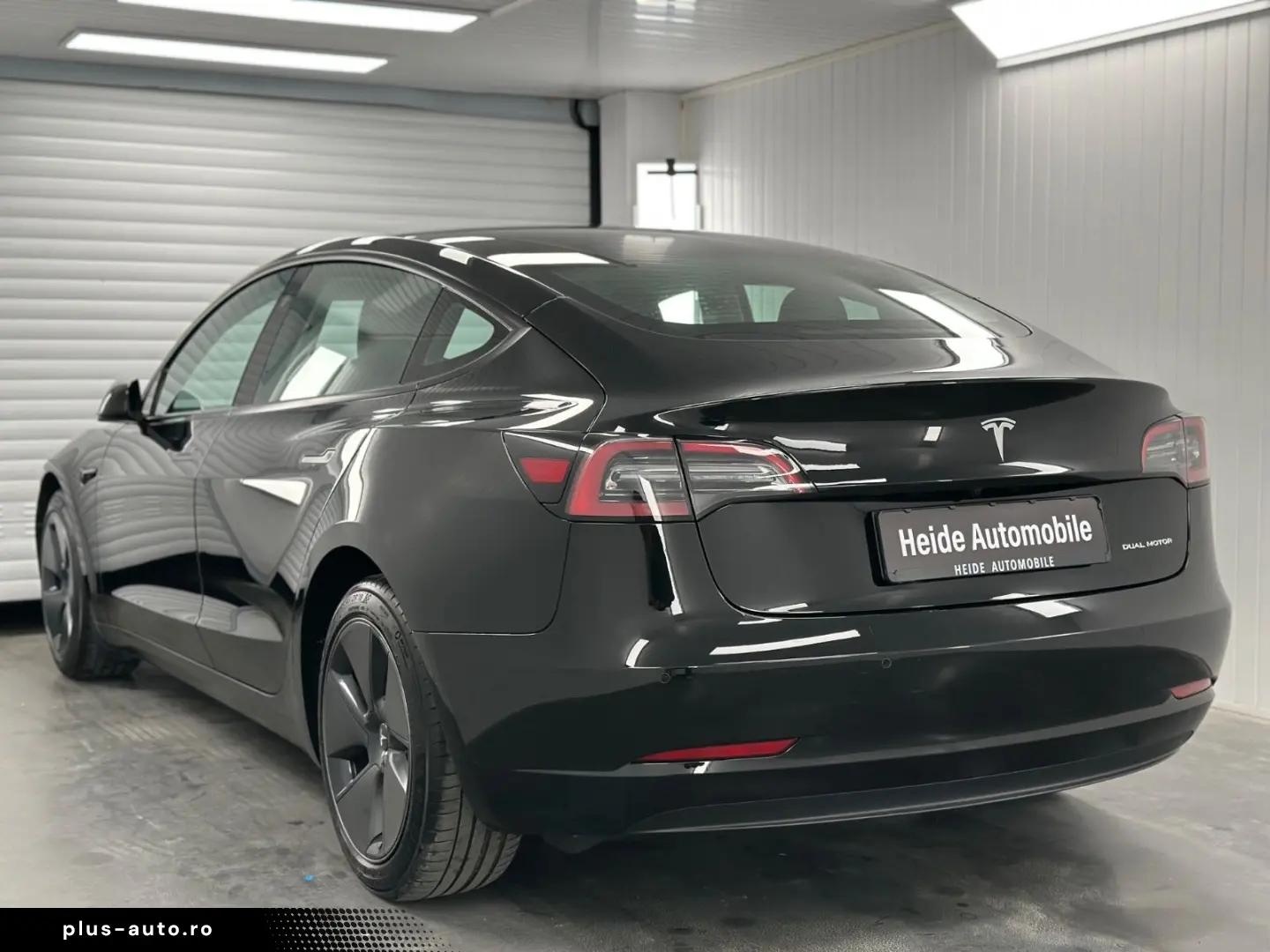 TESLA Model 3 Long Range Dual AWD