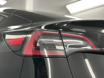 TESLA Model 3 Long Range Dual AWD