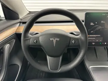 TESLA Model 3 Long Range Dual AWD