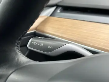 TESLA Model 3 Long Range Dual AWD