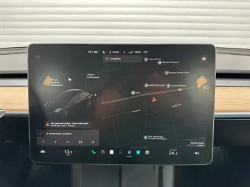 TESLA Model 3 Long Range Dual AWD