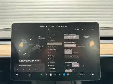 TESLA Model 3 Long Range Dual AWD