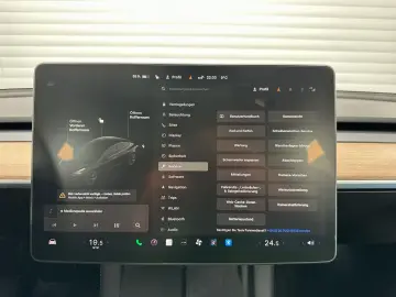 TESLA Model 3 Long Range Dual AWD
