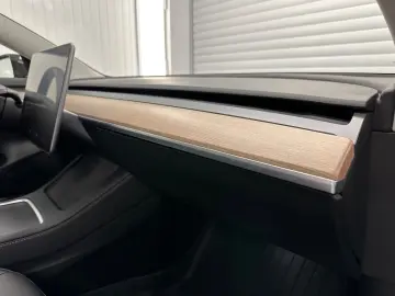 TESLA Model 3 Long Range Dual AWD