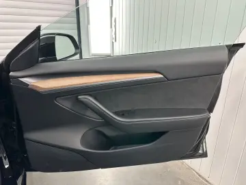 TESLA Model 3 Long Range Dual AWD