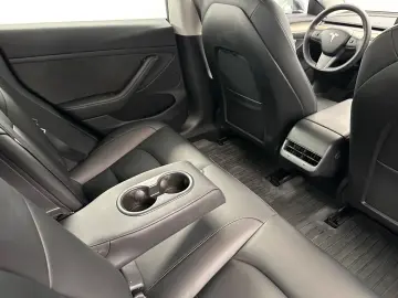 TESLA Model 3 Long Range Dual AWD