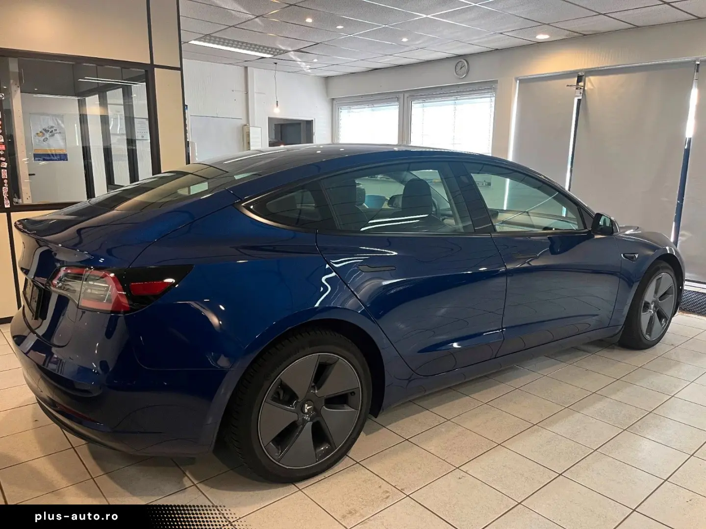 TESLA Model 3 ohne Nachlackierung  kaufe auch Tesla an