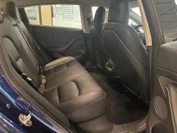 TESLA Model 3 ohne Nachlackierung  kaufe auch Tesla an