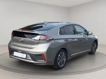 HYUNDAI IONIQ Ioniq Style Plug-In Hybrid