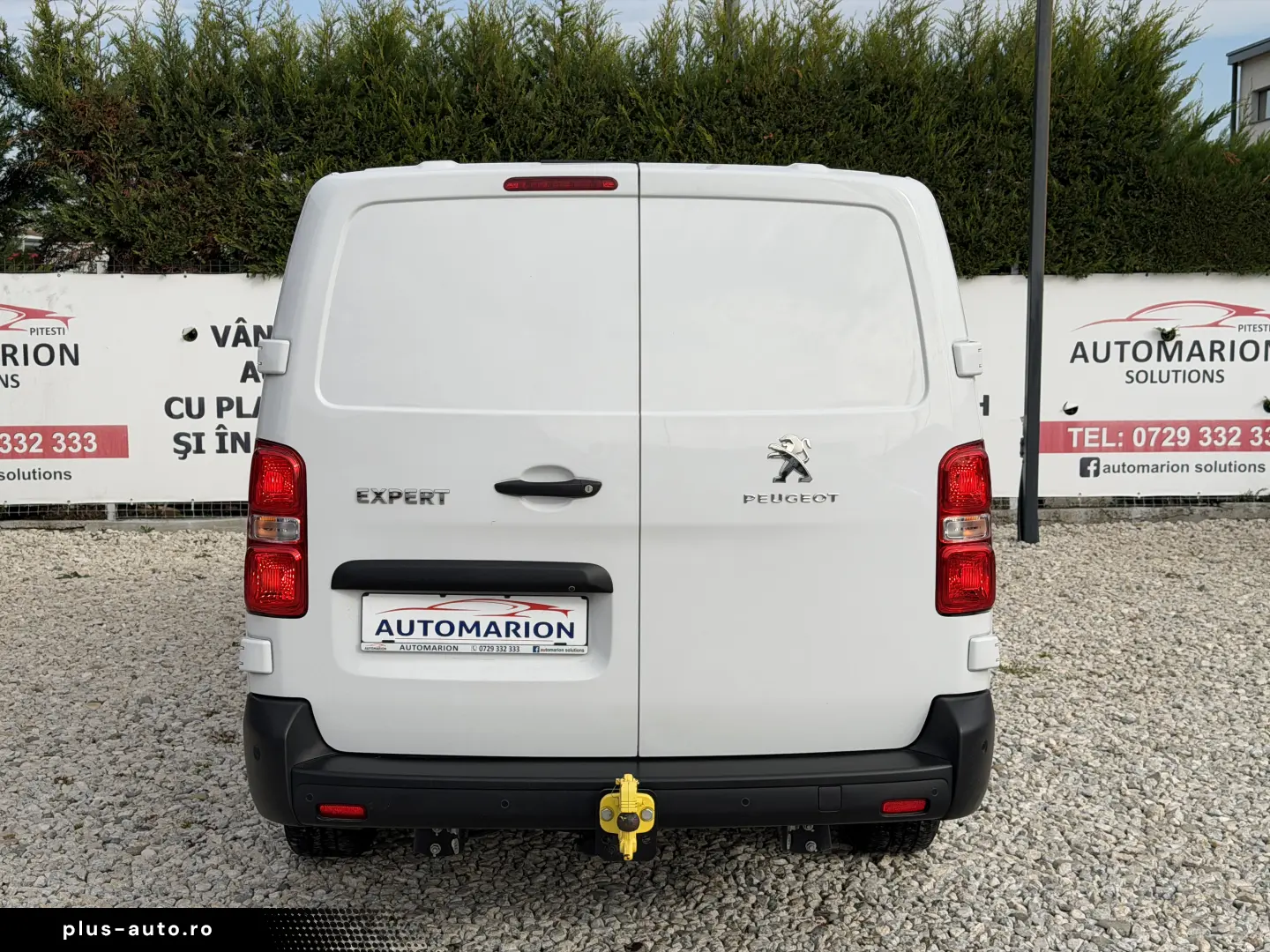 PEUGEOT EXPERT AUTOMAT 6 LOCURI 2024